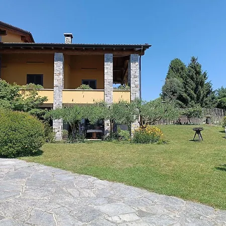 House In The Hill Overlooking The Alps Area Maggiore And Orta شقة Gattico